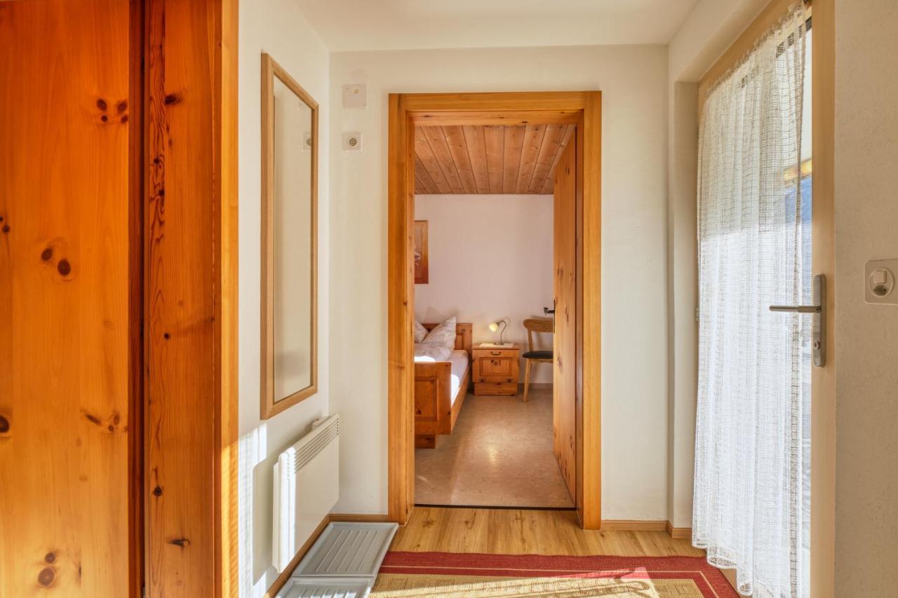 Ferienwohnung Chasa Plajet Ramosch Exterior foto